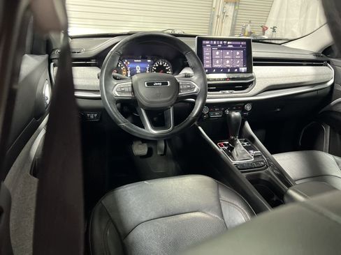 Used 2022 Jeep Compass Latitude image 18