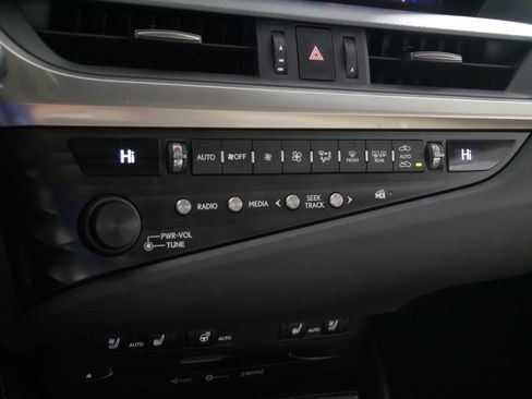 Used 2019 Lexus ES 350 w/ Premium Package FWD image 23