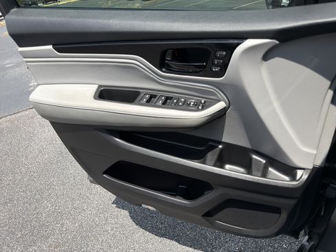 Used 2019 Honda Odyssey Elite image 26