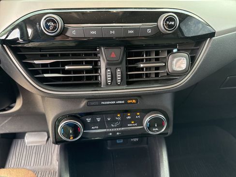 Used 2022 Ford Escape SE w/ Convenience Package image 25