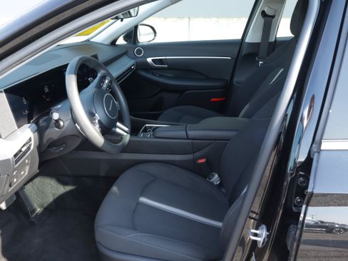 Used 2025 Hyundai Sonata SEL FWD image 7