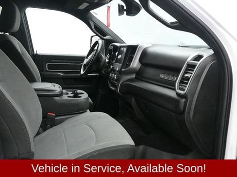 Used 2024 RAM 2500 Big Horn AWD/4WD image 9