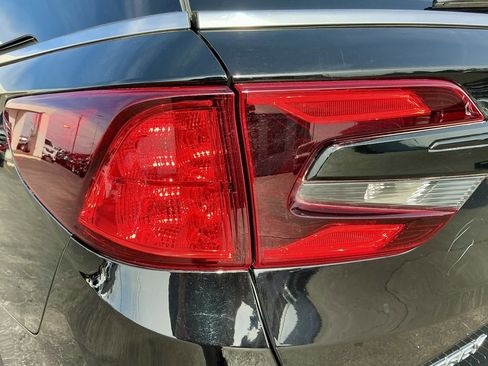 Used 2025 Honda Odyssey EX-L image 14