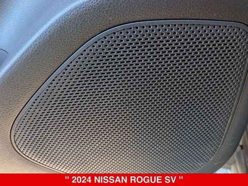 Certified 2024 Nissan Rogue SV w/ SV Premium Package AWD/4WD image 15