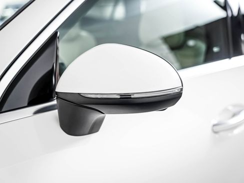 Certified 2026 Mercedes-Benz GLC 300 image 24