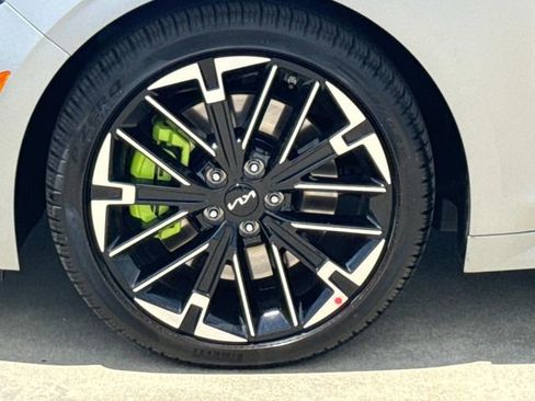 New 2026 Kia K5 GT FWD image 4