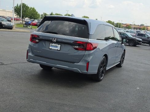 Used 2025 Honda Odyssey Sport-L image 9