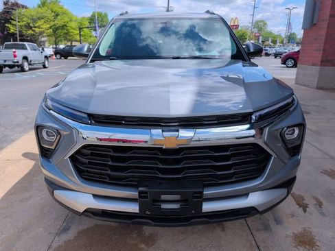 Used 2025 Chevrolet TrailBlazer LT AWD/4WD image 10