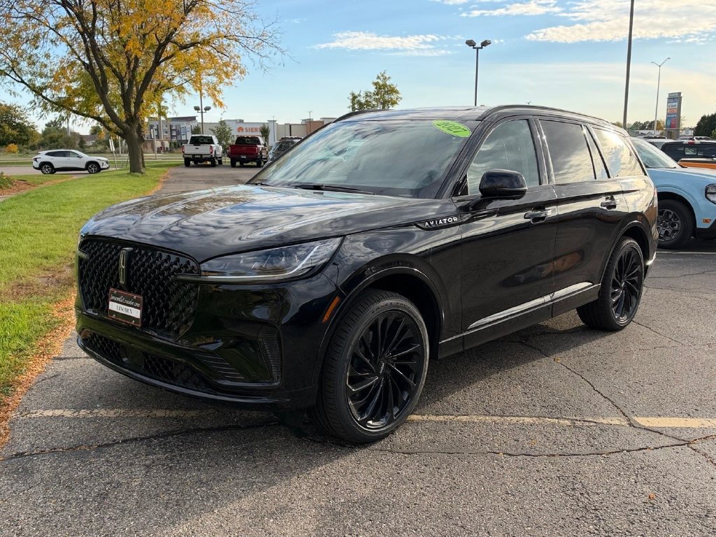 New 2027 Lincoln Aviator Reserve w/ Luxury Package AWD/4WD image 2