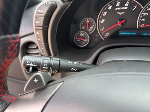 Used 2007 Chevrolet Corvette Coupe w/ Preferred Equipment Group image 23