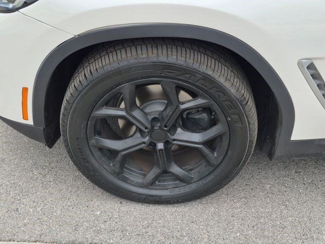 Used 2022 BMW X3 xDrive30i AWD/4WD image 14