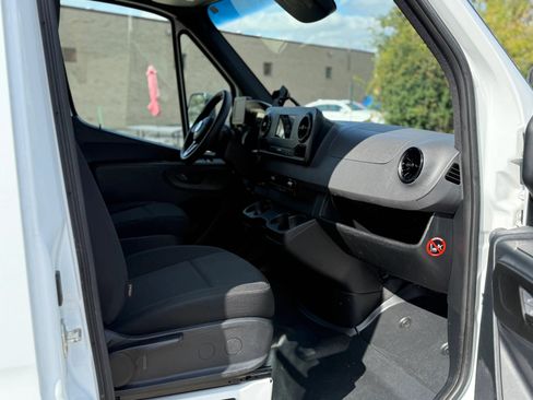 Used 2019 Freightliner Sprinter 3500 w/ Premium Package RWD image 8