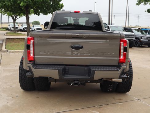 Used 2026 Ford F450 Lariat AWD/4WD image 6