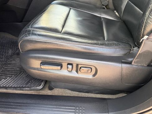 Used 2015 Honda Pilot Touring image 24