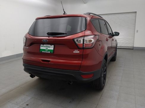 Used 2018 Ford Escape SE w/ SE Sport Appearance Package FWD image 7