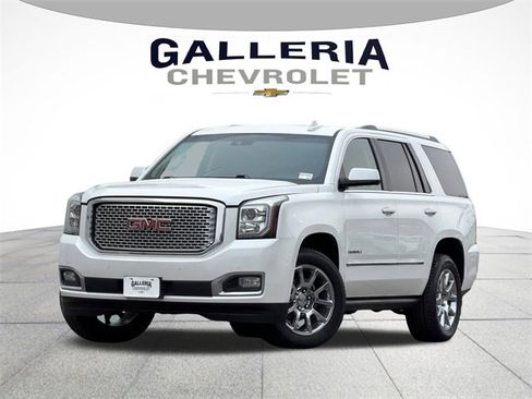 Used 2017 GMC Yukon Denali w/ Open Road Package image 2