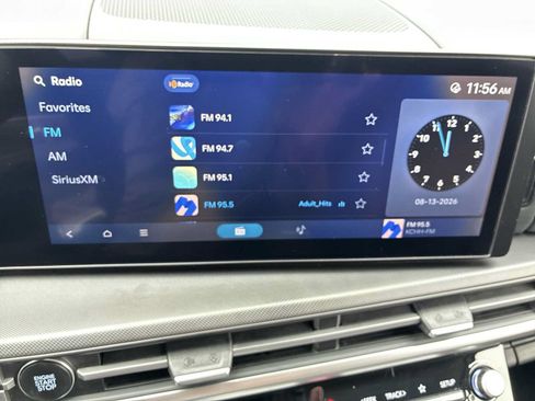 Used 2024 Hyundai Santa Fe SEL AWD/4WD image 12