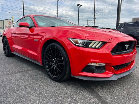 Used 2017 Ford Mustang GT Premium w/ GT Performance Package image 10