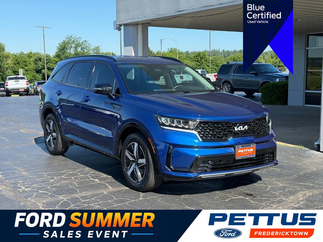 Used 2023 Kia Sorento S FWD image 1