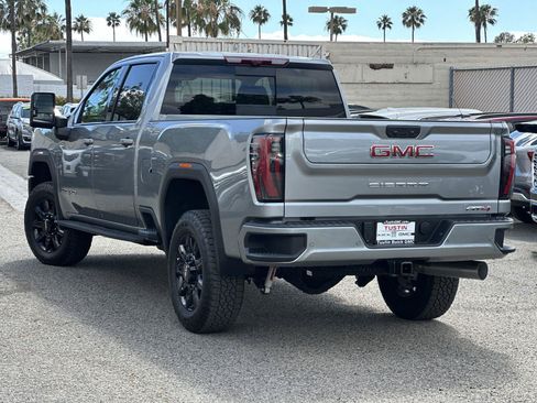 New 2026 GMC Sierra 2500 AT4 w/ AT4 Premium Plus Package AWD/4WD image 5