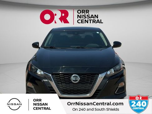 Used 2022 Nissan Altima 2.5 S FWD image 2