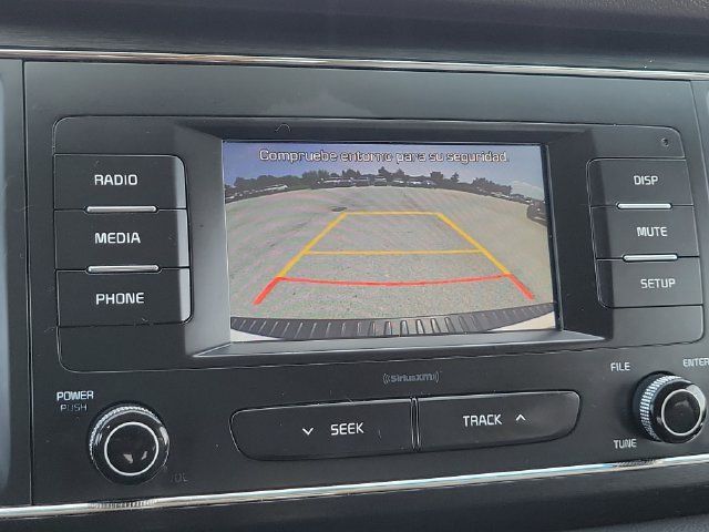 Used 2018 Kia Sedona L FWD image 27