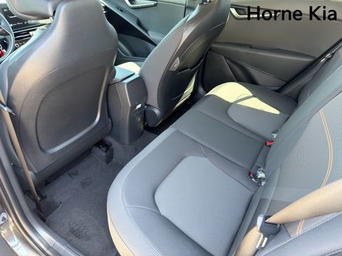 New 2026 Kia Niro LX FWD image 19