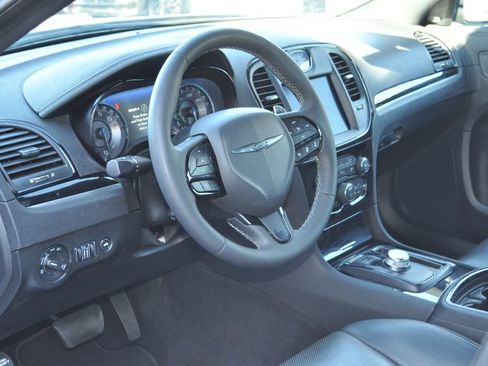 Used 2023 Chrysler 300 S w/ Comfort Group image 7