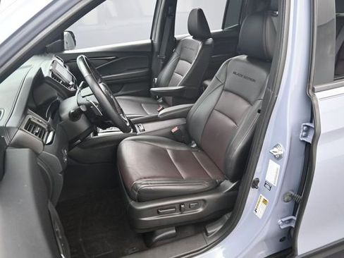 Used 2023 Honda Ridgeline Black Edition image 11