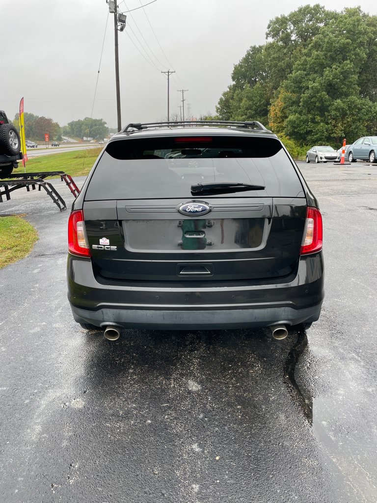 Used 2013 Ford Edge SE FWD image 4