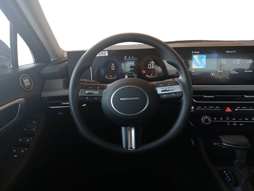 New 2026 Hyundai Sonata SE FWD image 13