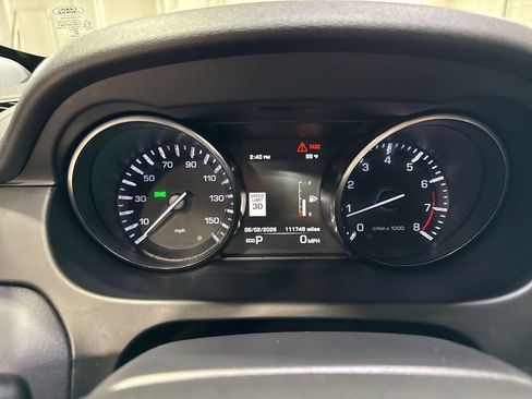 Used 2015 Land Rover Discovery Sport HSE AWD/4WD image 13
