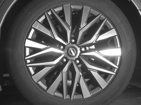 Used 2025 Nissan Altima 2.5 SV image 14