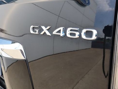 Used 2014 Lexus GX 460 w/ Premium Package AWD/4WD image 8