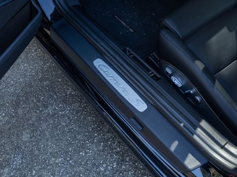 Used 2016 Porsche 911 Carrera S image 22