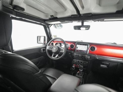 Used 2023 Jeep Gladiator Rubicon w/ LED Lighting Group AWD/4WD image 17