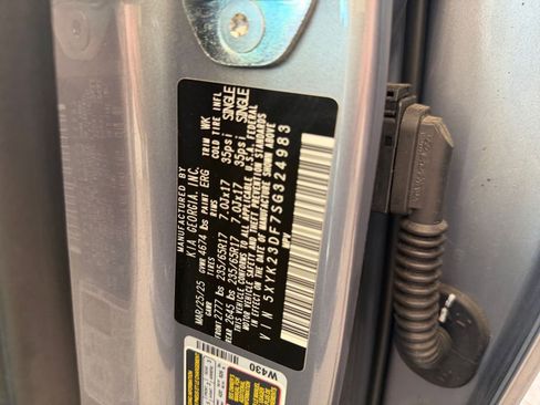 Used 2025 Kia Sportage LX image 22