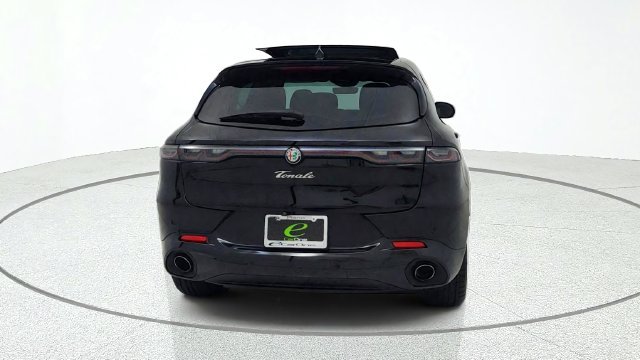 Used 2024 Alfa Romeo Tonale Veloce AWD/4WD image 7