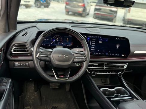 Used 2024 Chevrolet Traverse RS w/ LPO, Floor Liner Package image 10