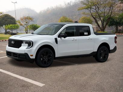 New 2025 Ford Maverick Lariat w/ Black Appearance Package