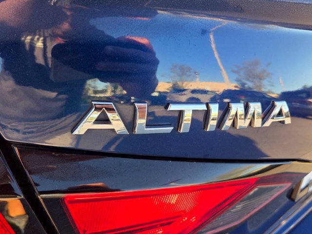 Used 2019 Nissan Altima 2.5 SR w/ SR Premium Package FWD image 12