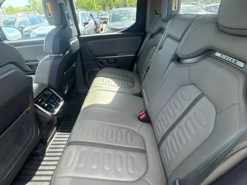 Used 2023 Rivian R1T Adventure AWD/4WD image 15