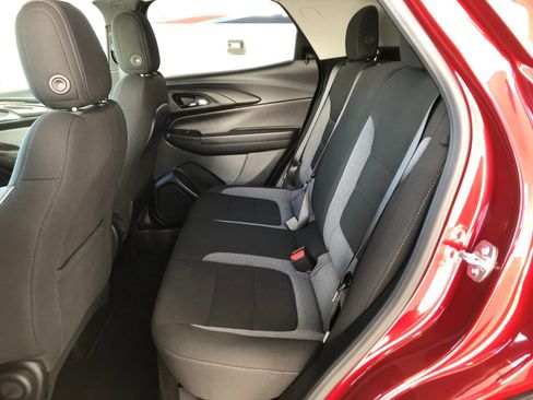 Used 2025 Chevrolet TrailBlazer LS w/ LS Convenience Package image 12