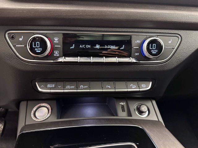 Certified 2023 Audi Q5 2.0T Premium w/ Convenience Package AWD/4WD image 24