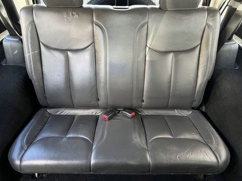 Used 2016 Jeep Wrangler Rubicon w/ Power Convenience Group AWD/4WD image 11