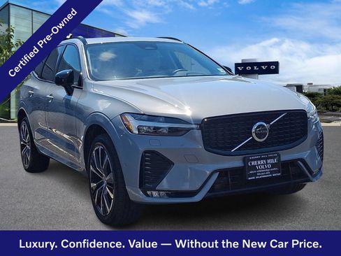 Used 2024 Volvo XC60 B5 Plus w/ Climate Package AWD/4WD image 1