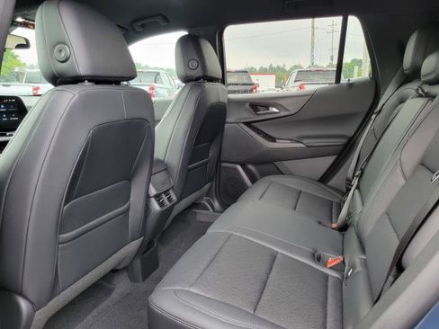 New 2027 Chevrolet Equinox LT w/ Convenience Package II AWD/4WD image 24