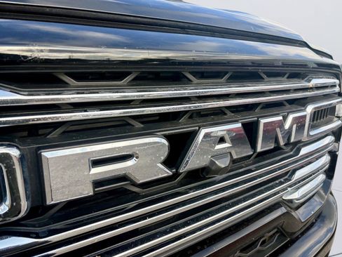 Used 2025 RAM 3500 Laramie w/ Sport Appearance Package AWD/4WD image 8