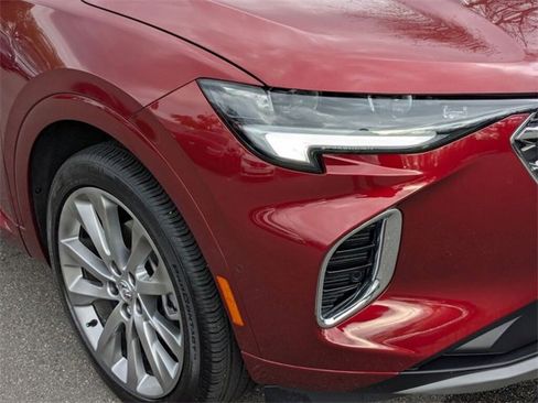 Used 2023 Buick Envision Avenir image 2
