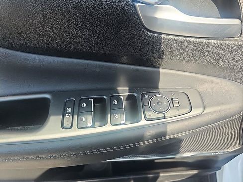 Used 2019 Hyundai Santa Fe FWD image 12
